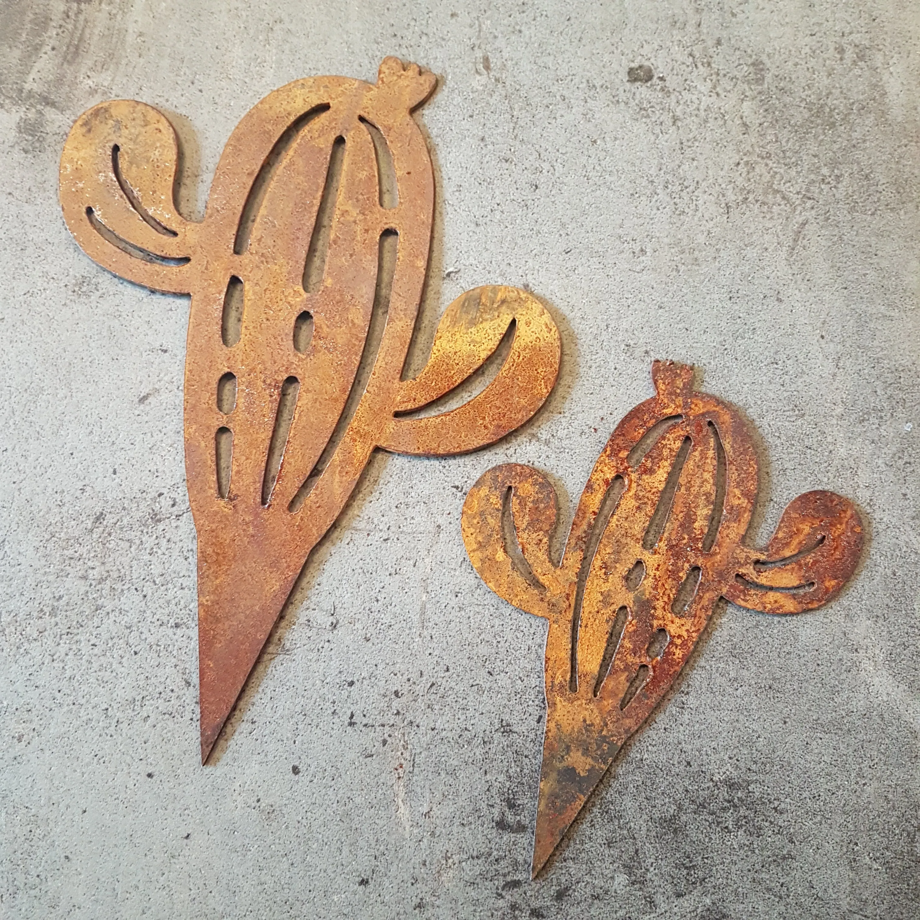 Cactus garden stake corten cut out